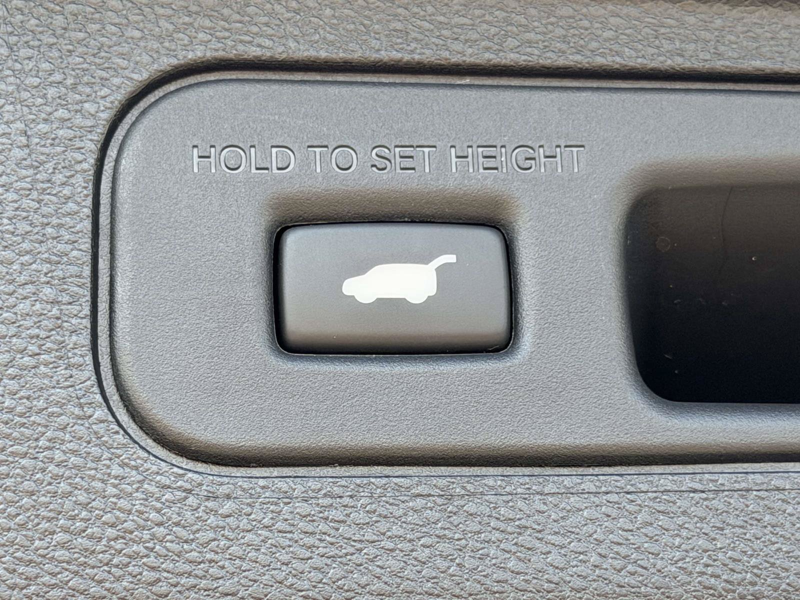Certified 2026 Honda Odyssey Elite image 10