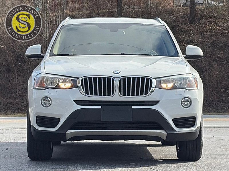 Used 2016 BMW X3 xDrive28i w/ Premium Package image 2