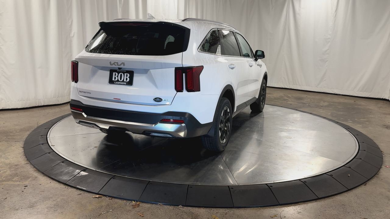 New 2026 Kia Sorento S image 8