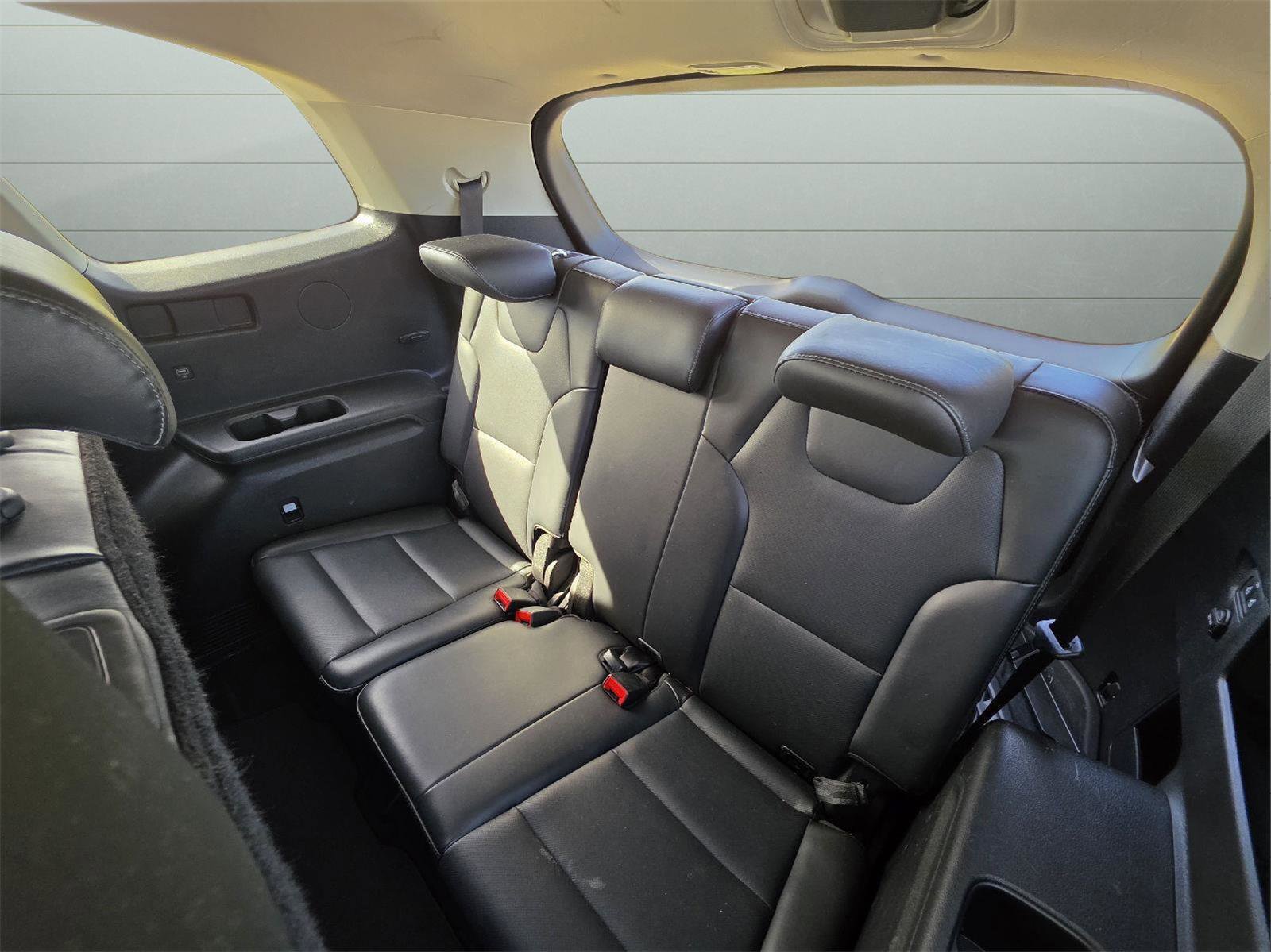 Used 2021 Kia Telluride LX image 9