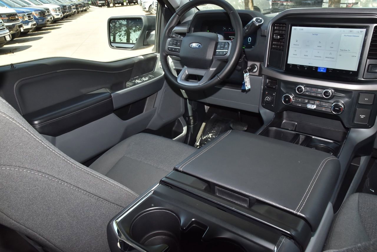 Certified 2025 Ford F150 XLT w/ Equipment Group 301A Standard image 15