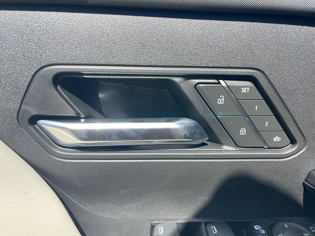 New 2026 GMC Hummer EV SUV image 11