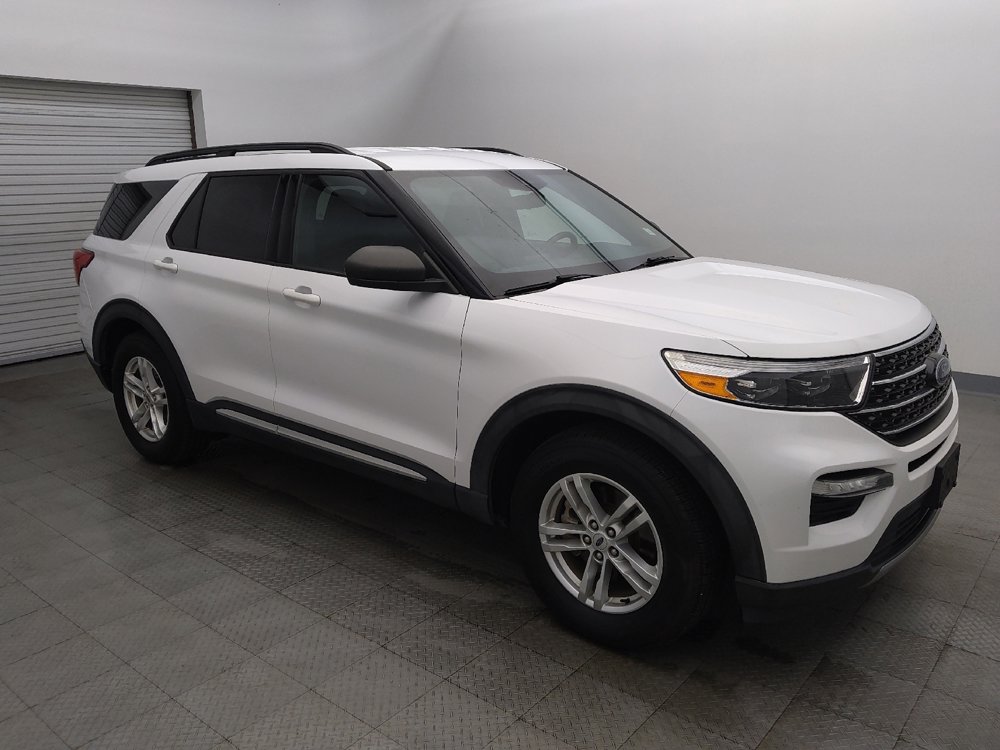 Used 2020 Ford Explorer XLT w/ Equipment Group 202A image 11