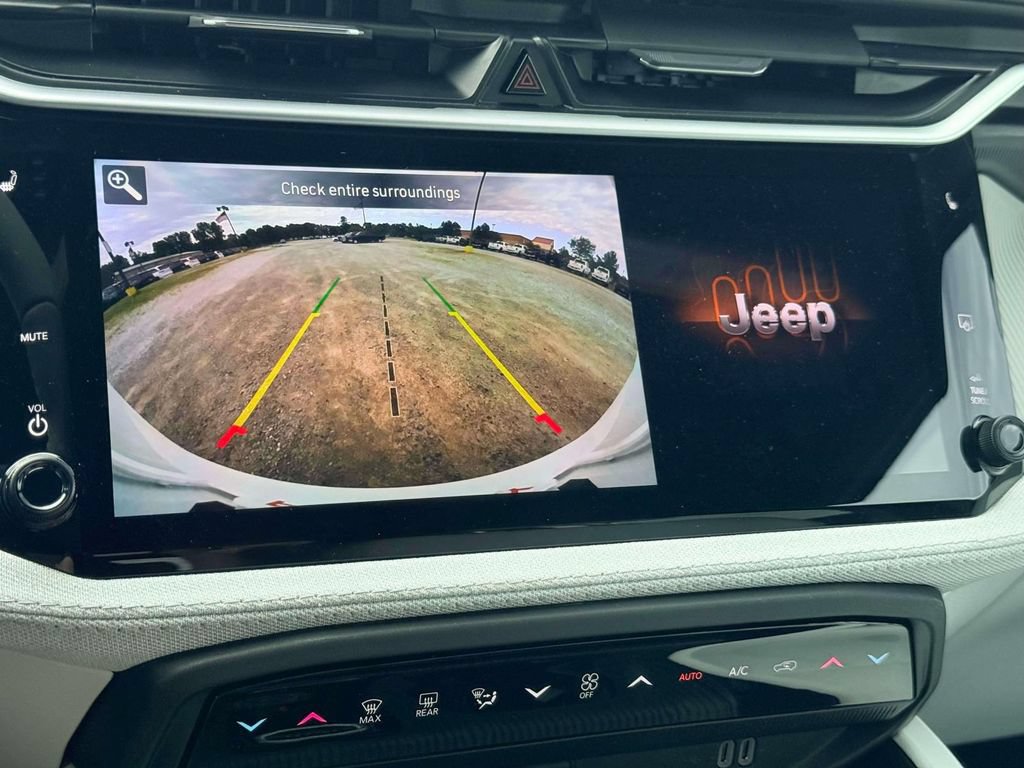 New 2026 Jeep Cherokee Laredo AWD/4WD image 21