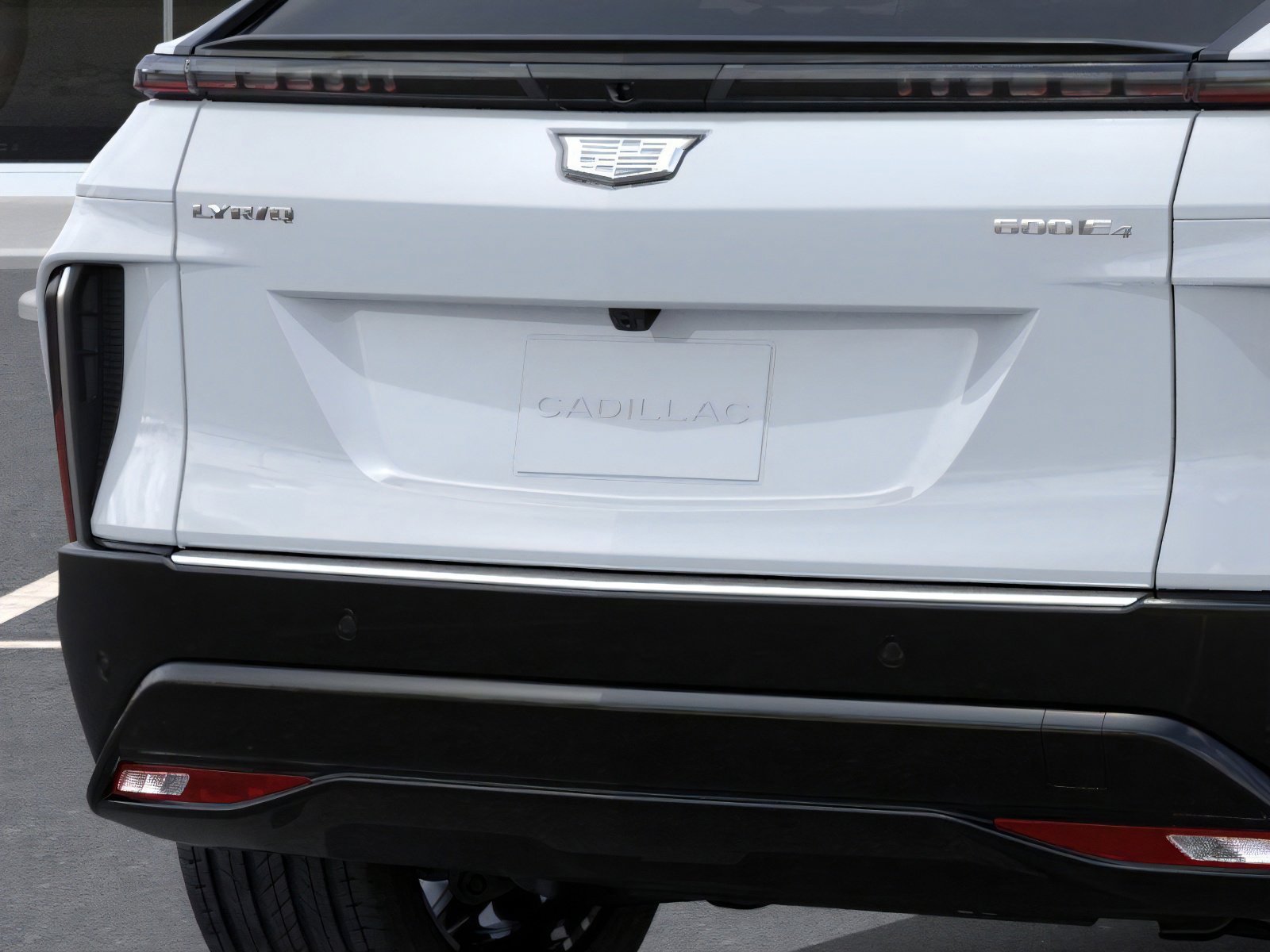 New 2026 Cadillac Lyriq Premium Luxury w/ LPO, Blue Accent Package AWD/4WD image 14