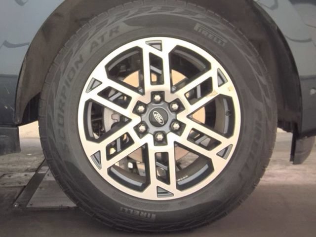 Used 2025 Ford Expedition Active AWD/4WD image 20