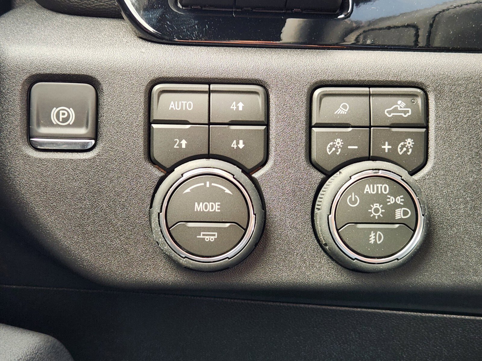 New 2026 Chevrolet Silverado 2500 High Country w/ Technology Package image 17