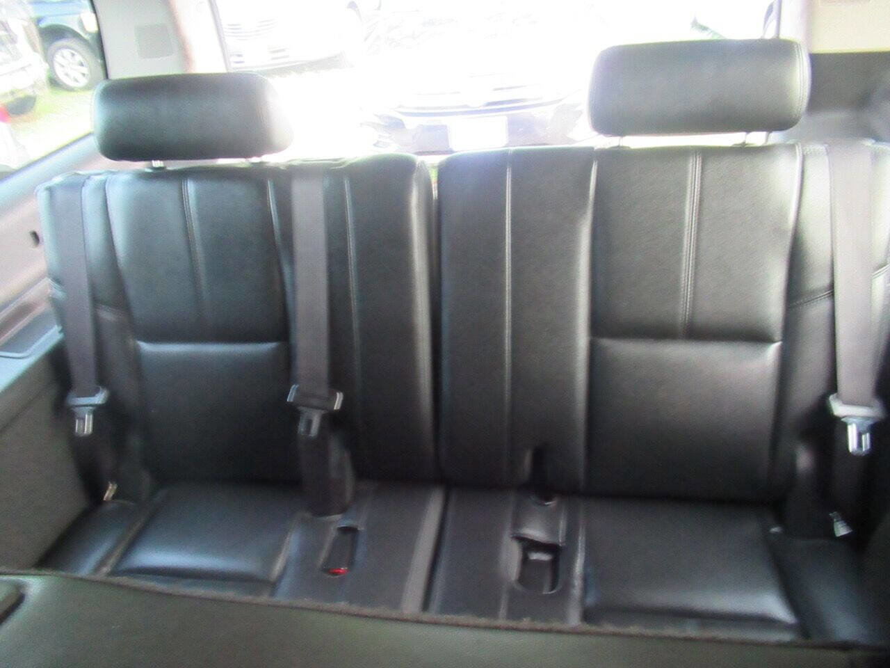 Used 2013 Chevrolet Suburban LT AWD/4WD image 27