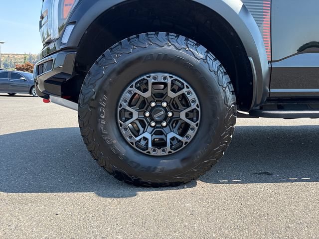 Used 2025 Ford F150 Raptor w/ Equipment Group 803A Raptor R AWD/4WD image 30