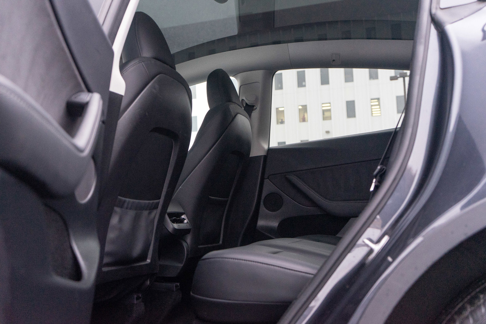 Used 2024 Tesla Model Y Long Range image 27