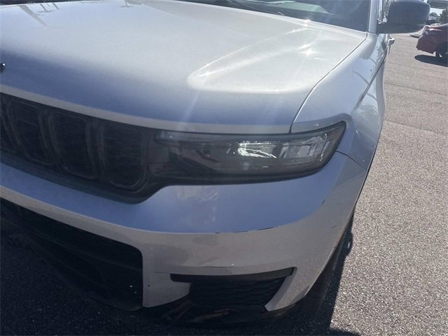 Used 2022 Jeep Grand Cherokee L Altitude image 10