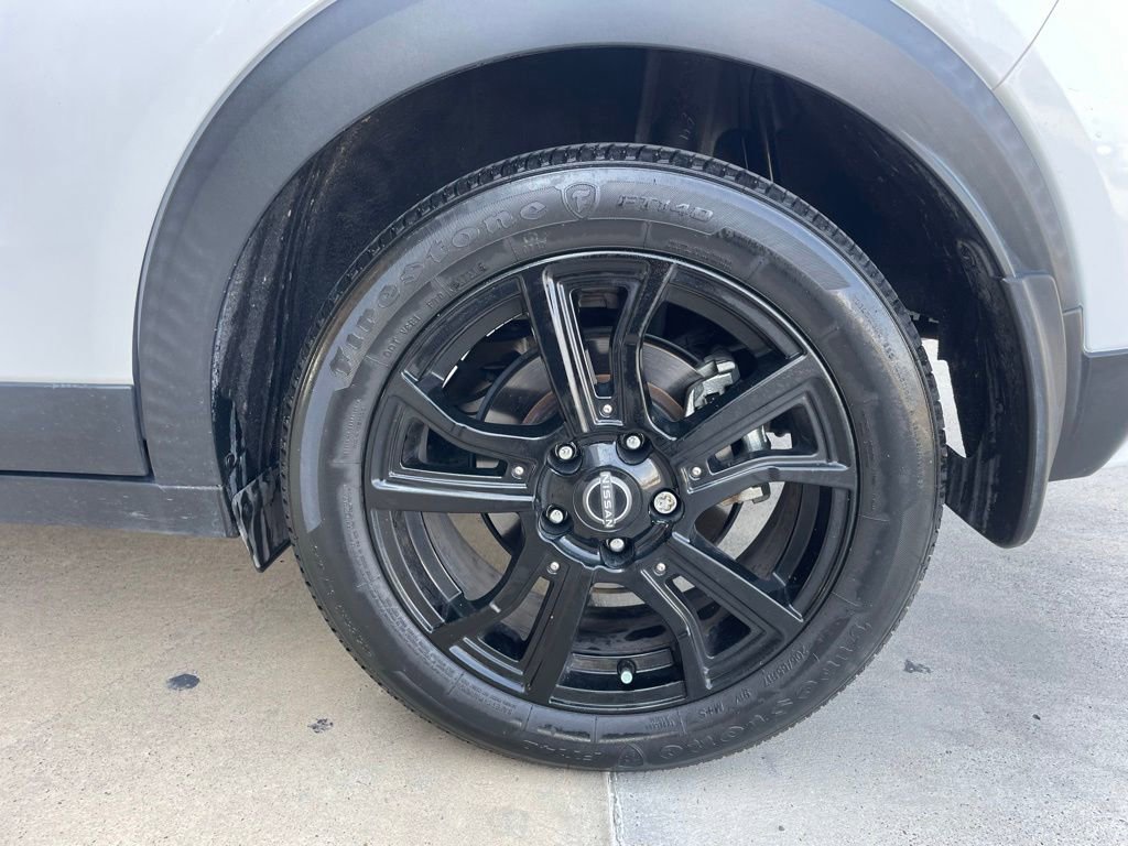 Certified 2024 Nissan Kicks SR w/ SR Premium Package FWD image 18
