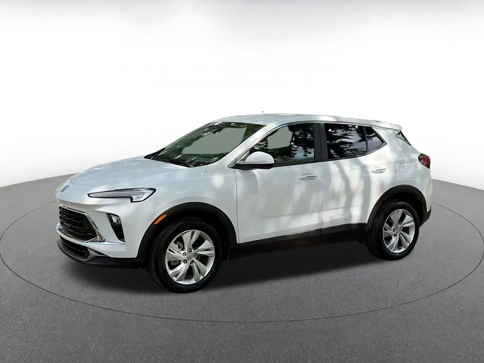 Used 2025 Buick Encore GX Preferred FWD image 8