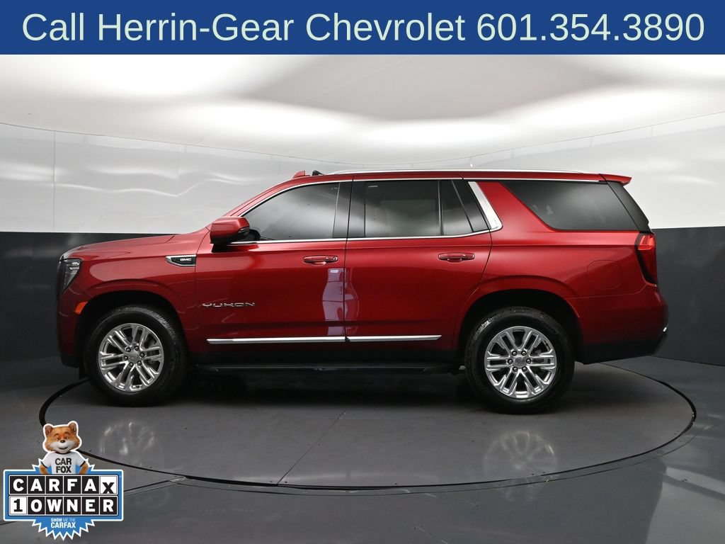 Used 2023 GMC Yukon SLT w/ SLT Premium Package RWD image 4