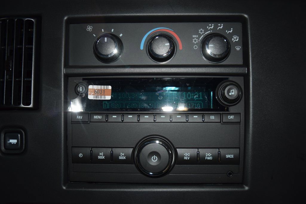 New 2025 Chevrolet Express 3500 w/ Power Convenience Package RWD image 19