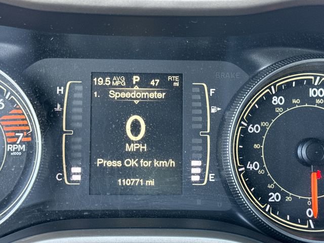 Used 2016 Jeep Cherokee Latitude w/ Cold Weather Group image 27