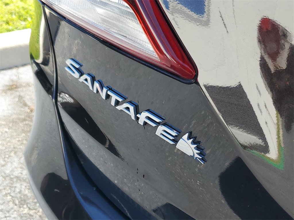 Used 2017 Hyundai Santa Fe Limited image 9