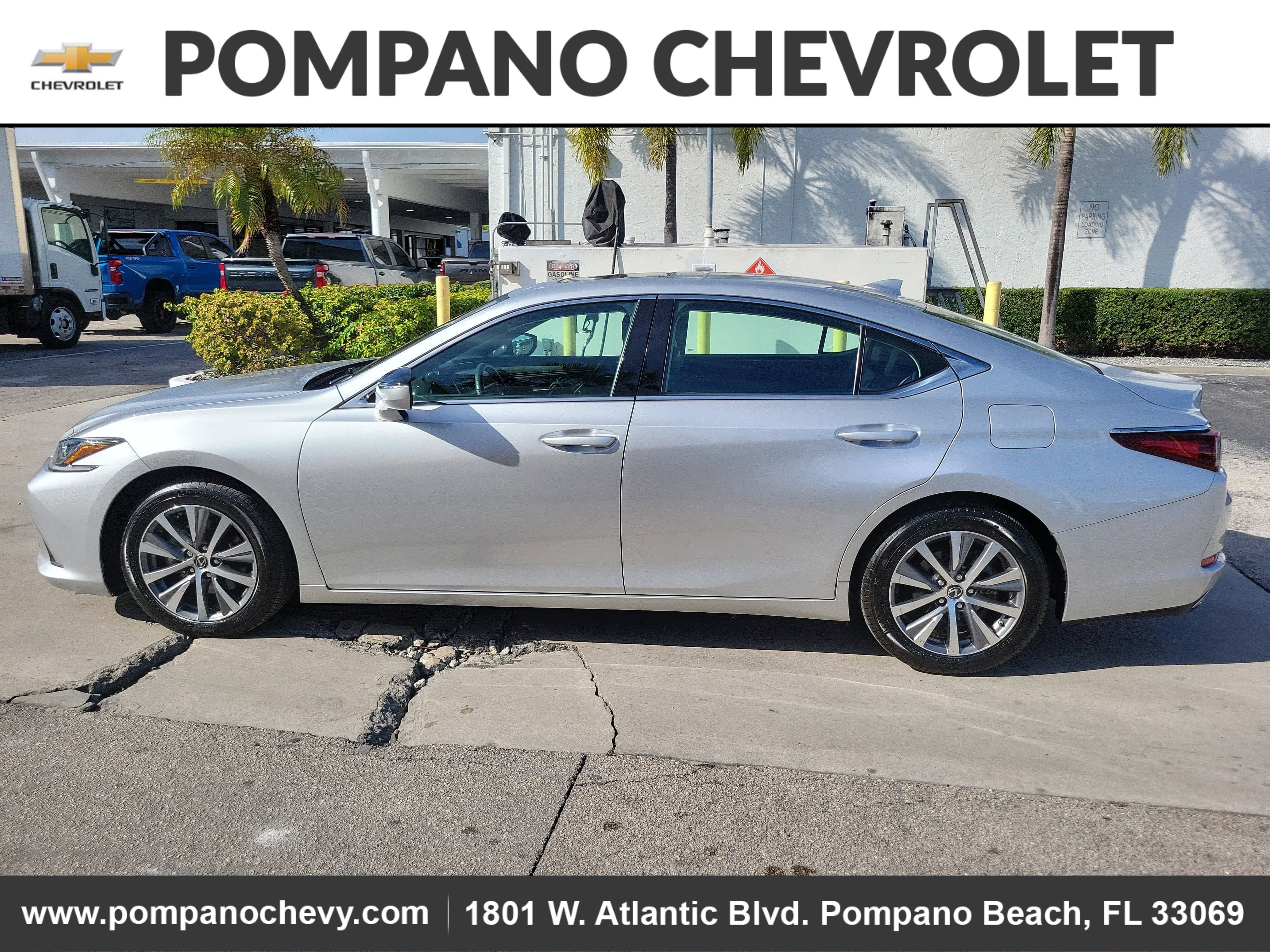 Used 2019 Lexus ES 350 image 6