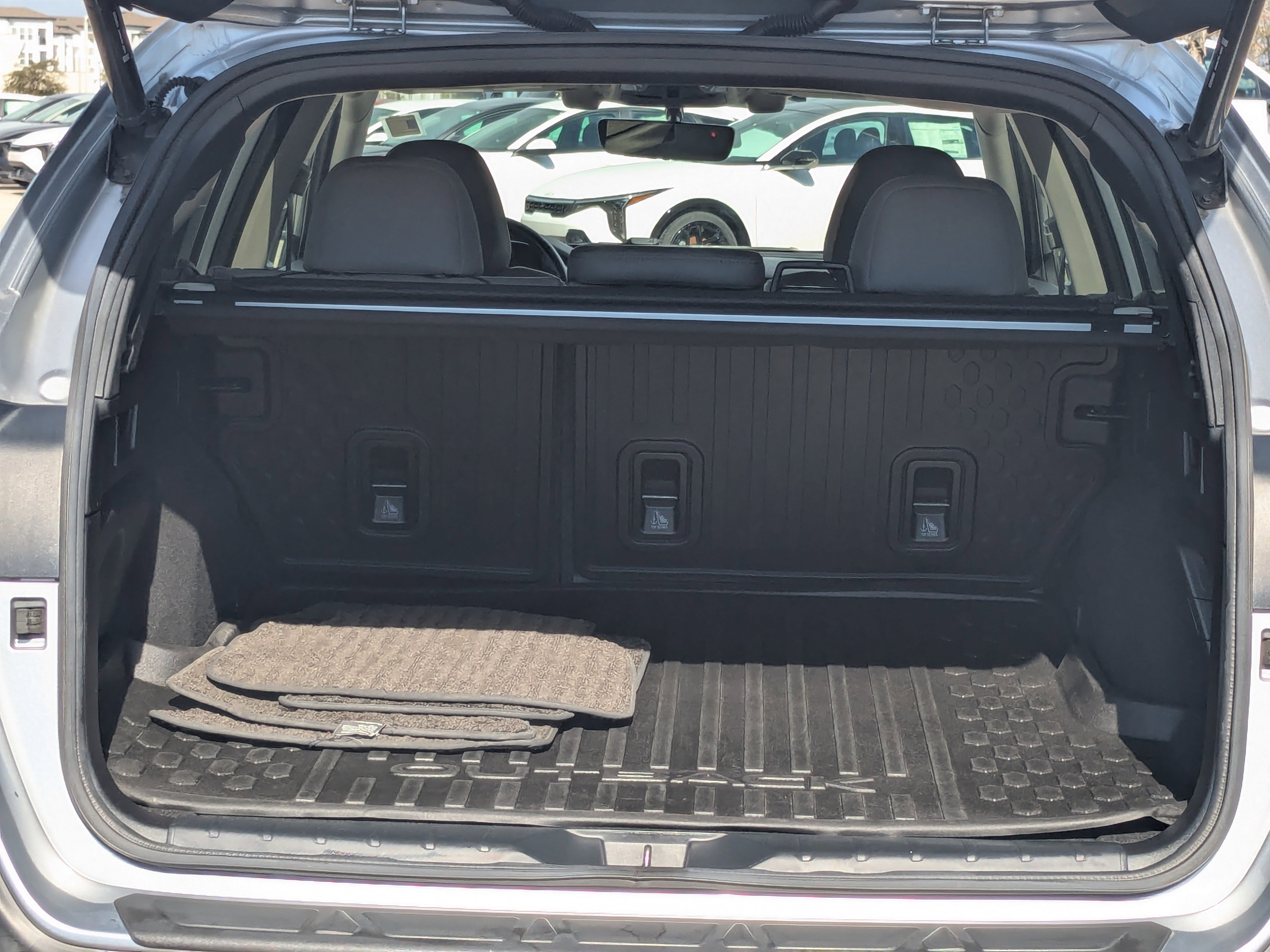 Used 2020 Subaru Outback Limited image 13