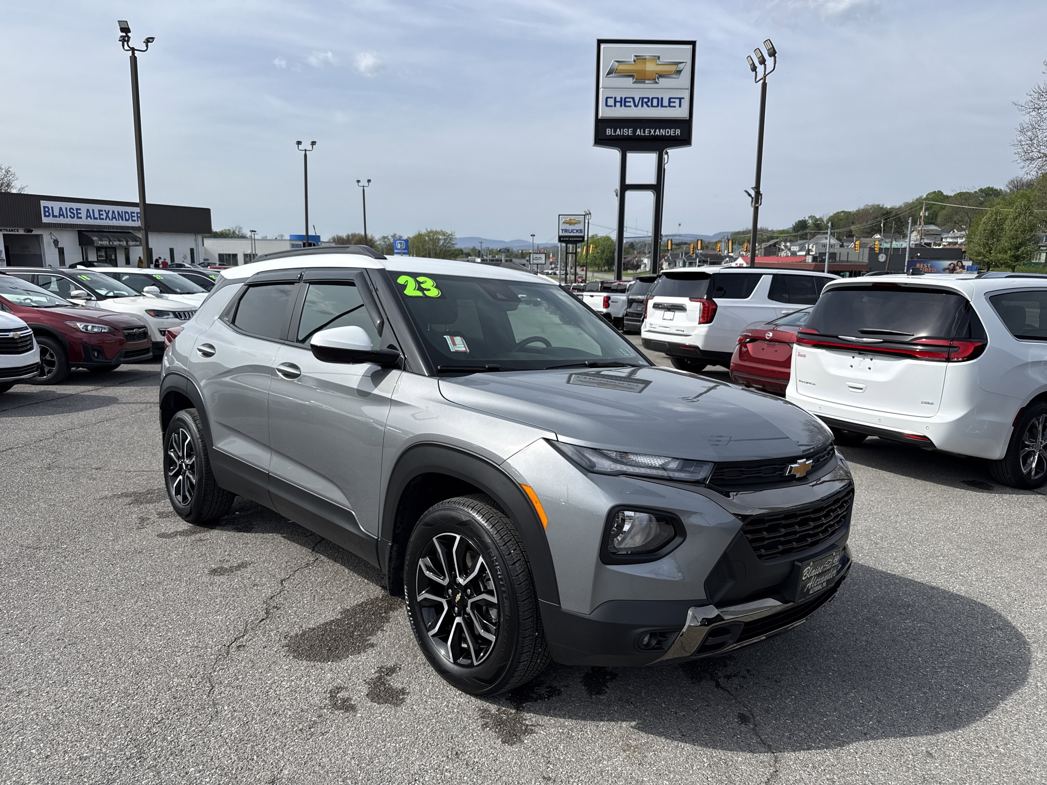 Used 2023 Chevrolet TrailBlazer ACTIV w/ Convenience Package AWD/4WD video 1