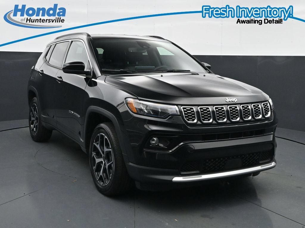 Used 2025 Jeep Compass Limited AWD/4WD image 3