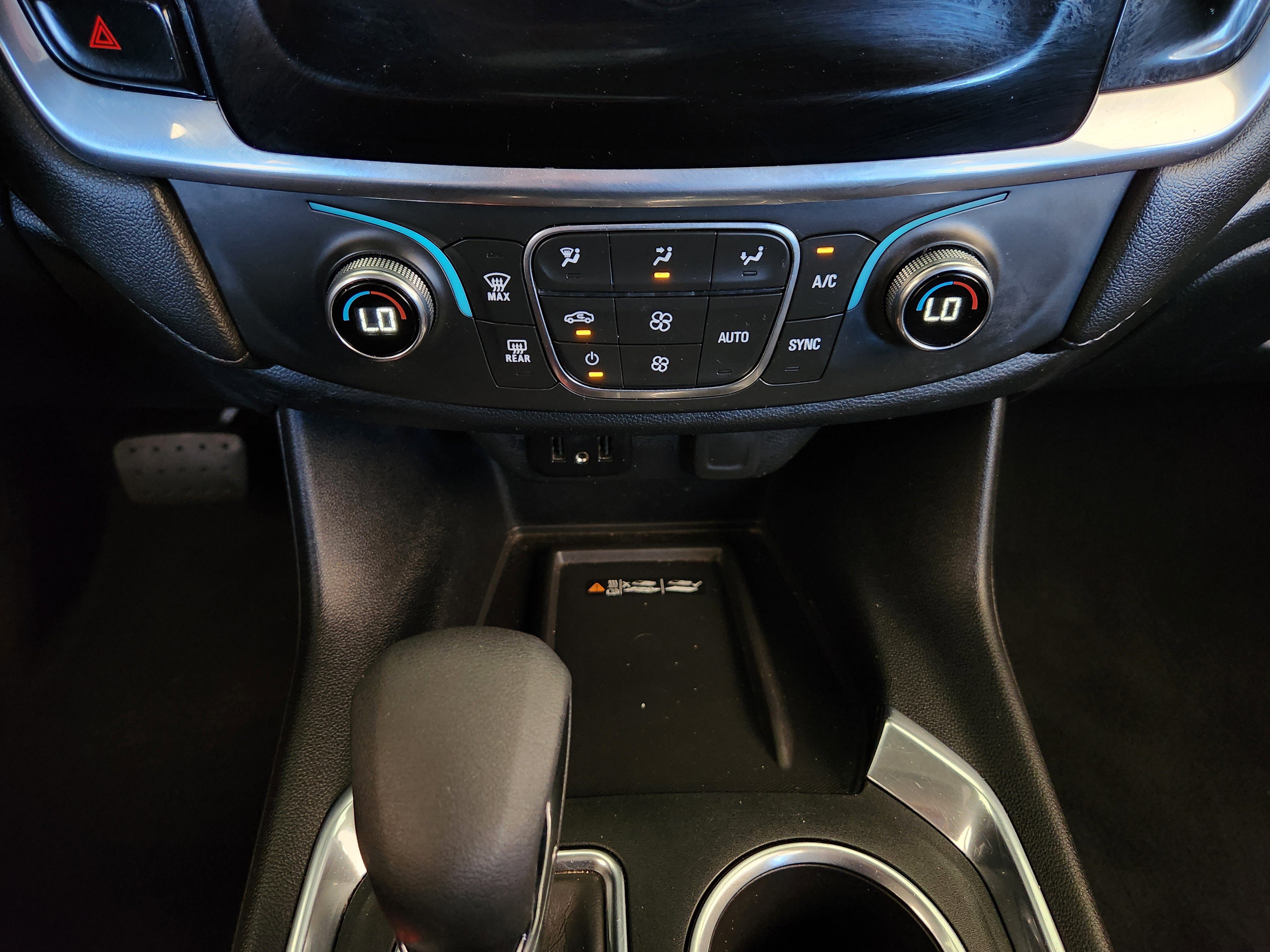 Certified 2023 Chevrolet Traverse LT image 18