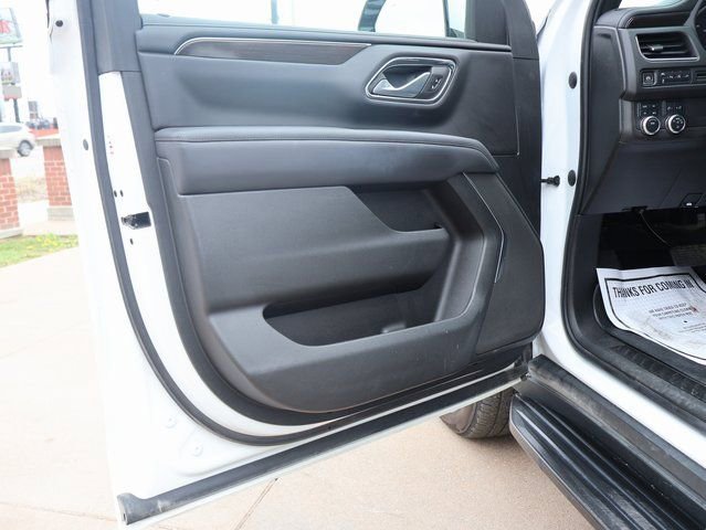 Used 2022 GMC Yukon XL SLE w/ Gmc Pro Safety Plus Package image 35