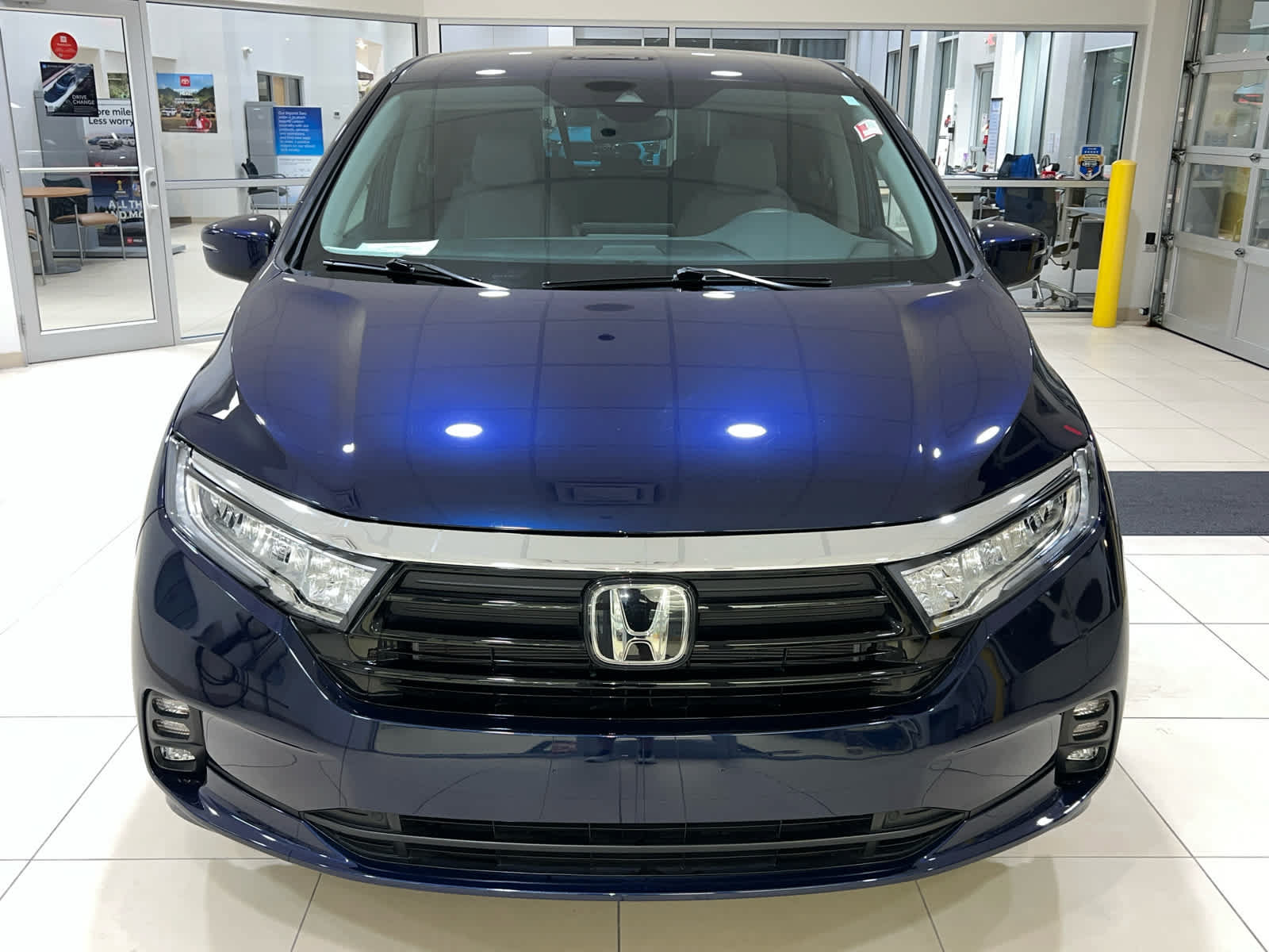 Used 2024 Honda Odyssey EX image 10