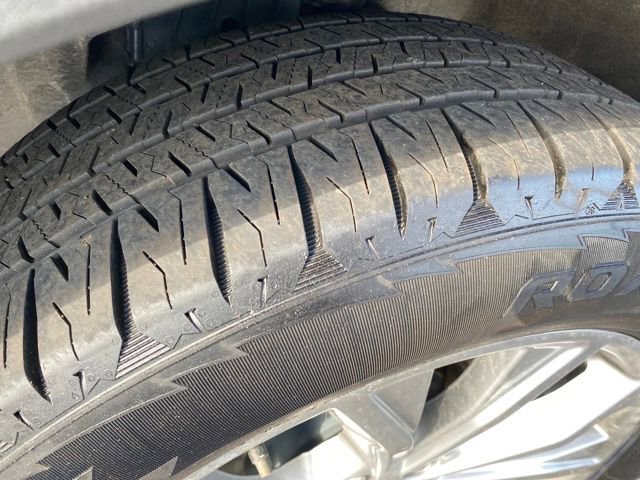 Used 2022 Ford Explorer Limited image 25