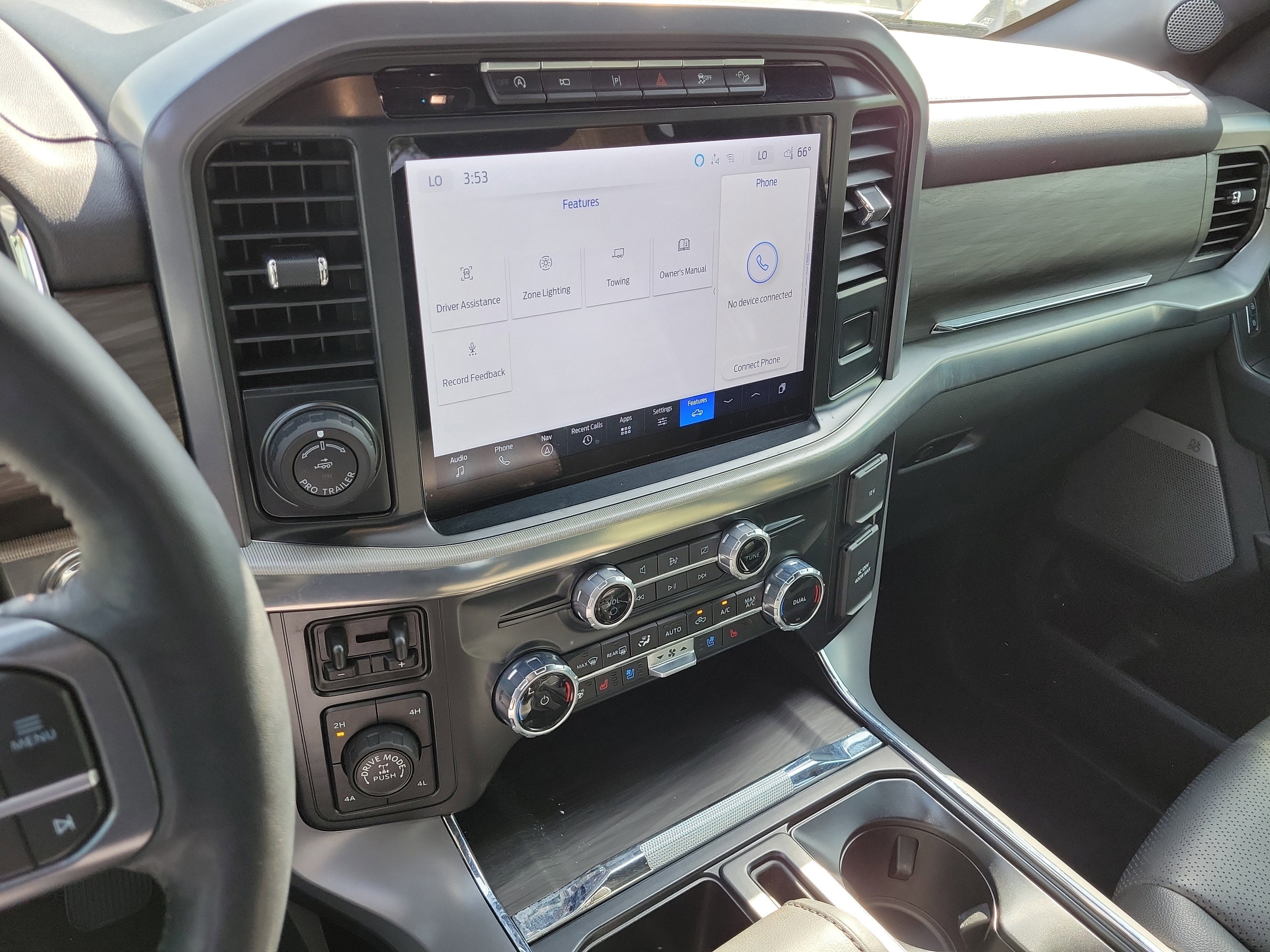 Used 2024 Ford F150 Lariat w/ FX4 Off-Road Package image 24