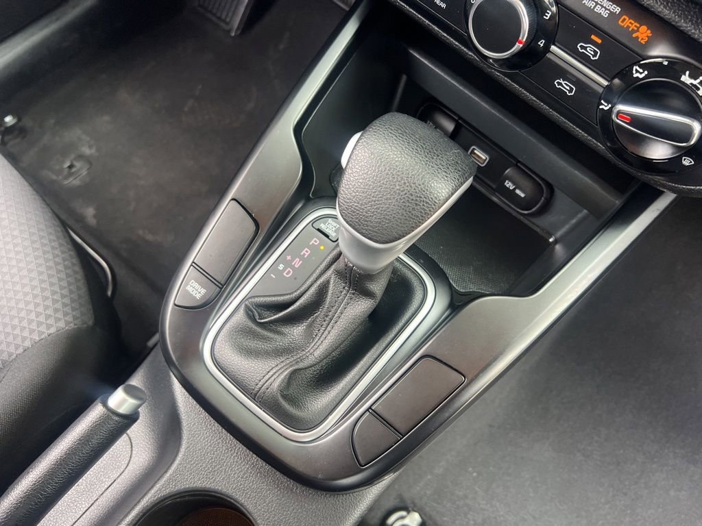 Certified 2022 Kia Soul LX w/ Technology Package FWD image 22