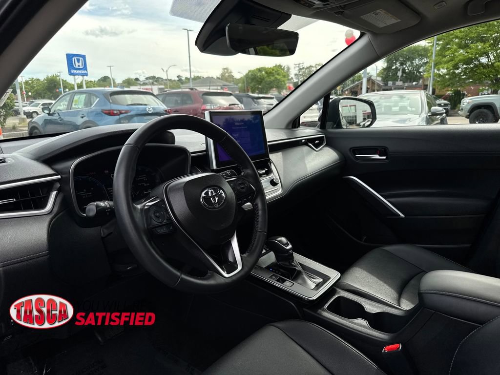 Used 2026 Toyota Corolla Cross XLE w/ Convenience Package AWD/4WD image 15