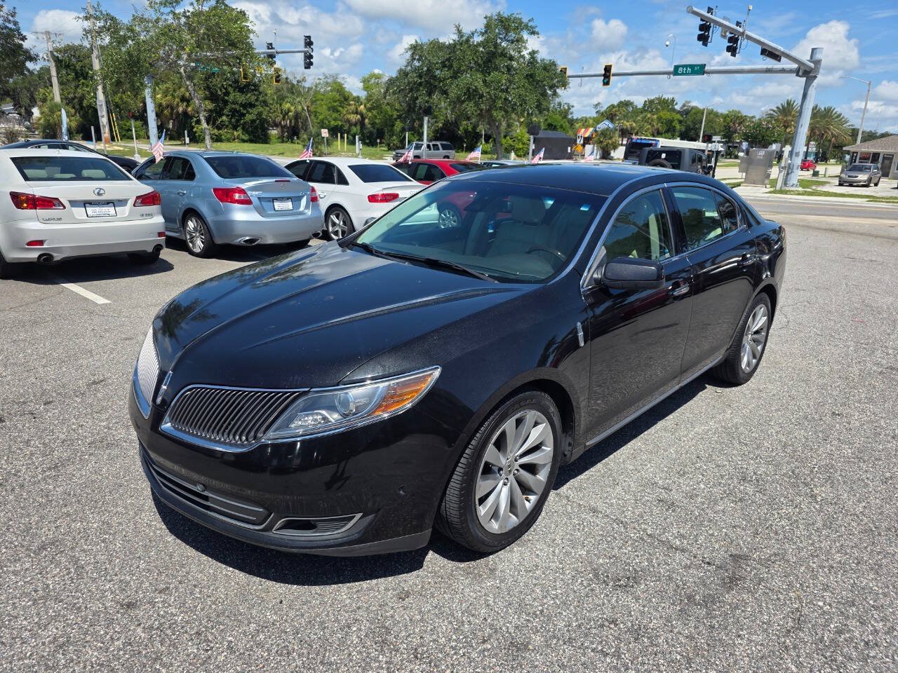 Used 2014 Lincoln MKS w/ Equipment Group 101A FWD image 8