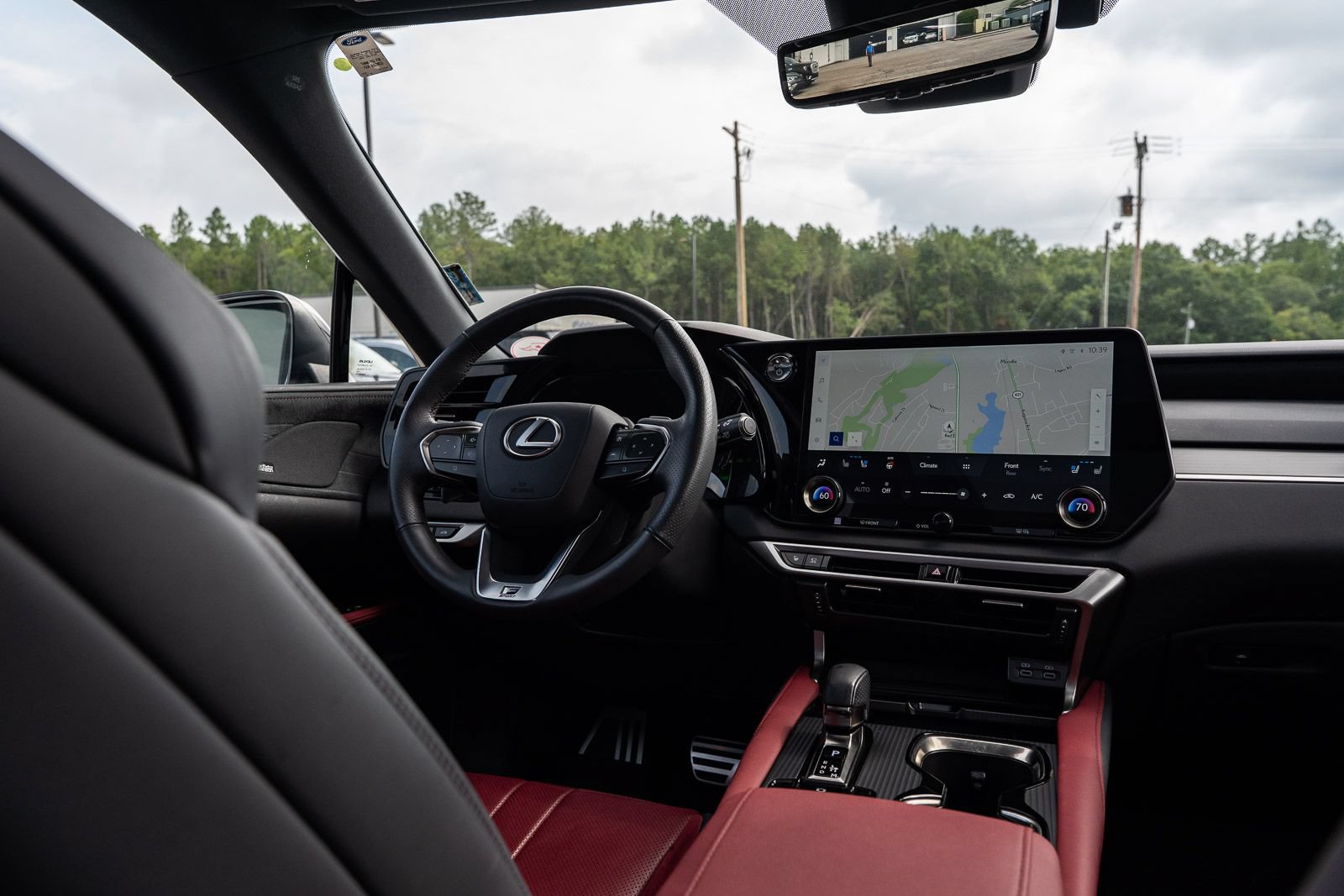 Used 2023 Lexus RX 500h F Sport w/ Cold Area Package AWD/4WD image 32