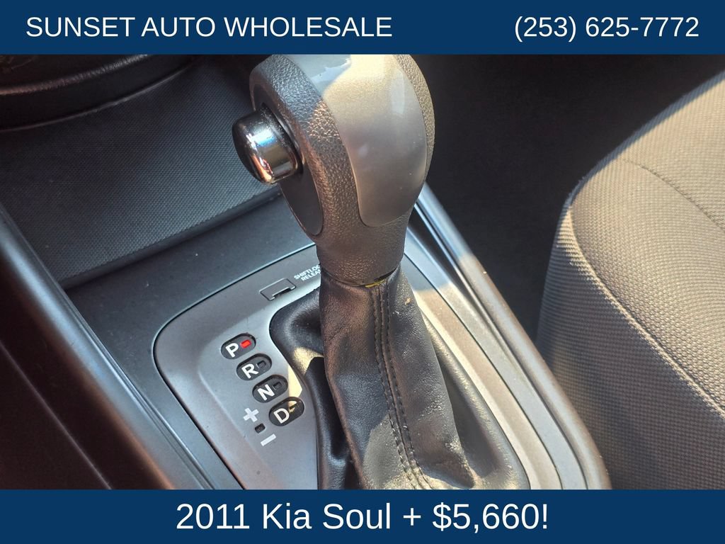Used 2011 Kia Soul + w/ Audio Pkg FWD image 31