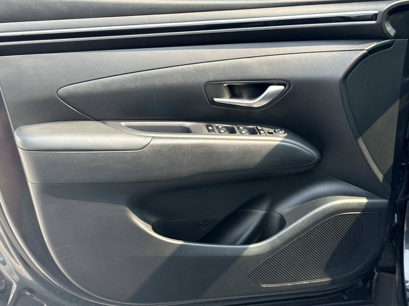 Certified 2023 Hyundai Tucson SE AWD/4WD image 17