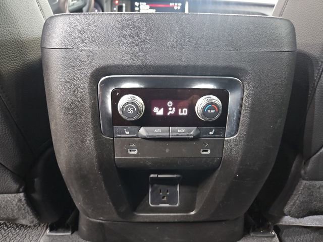 Used 2022 GMC Yukon XL Denali image 19