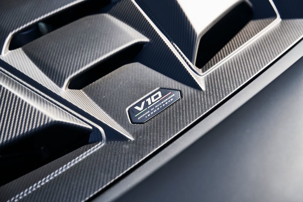 Used 2023 Lamborghini Huracan Tecnica image 13