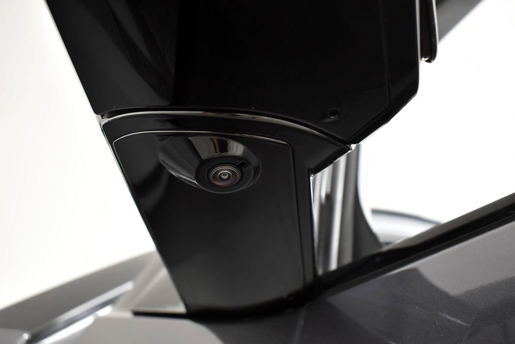 Used 2026 Toyota Tundra Platinum image 10