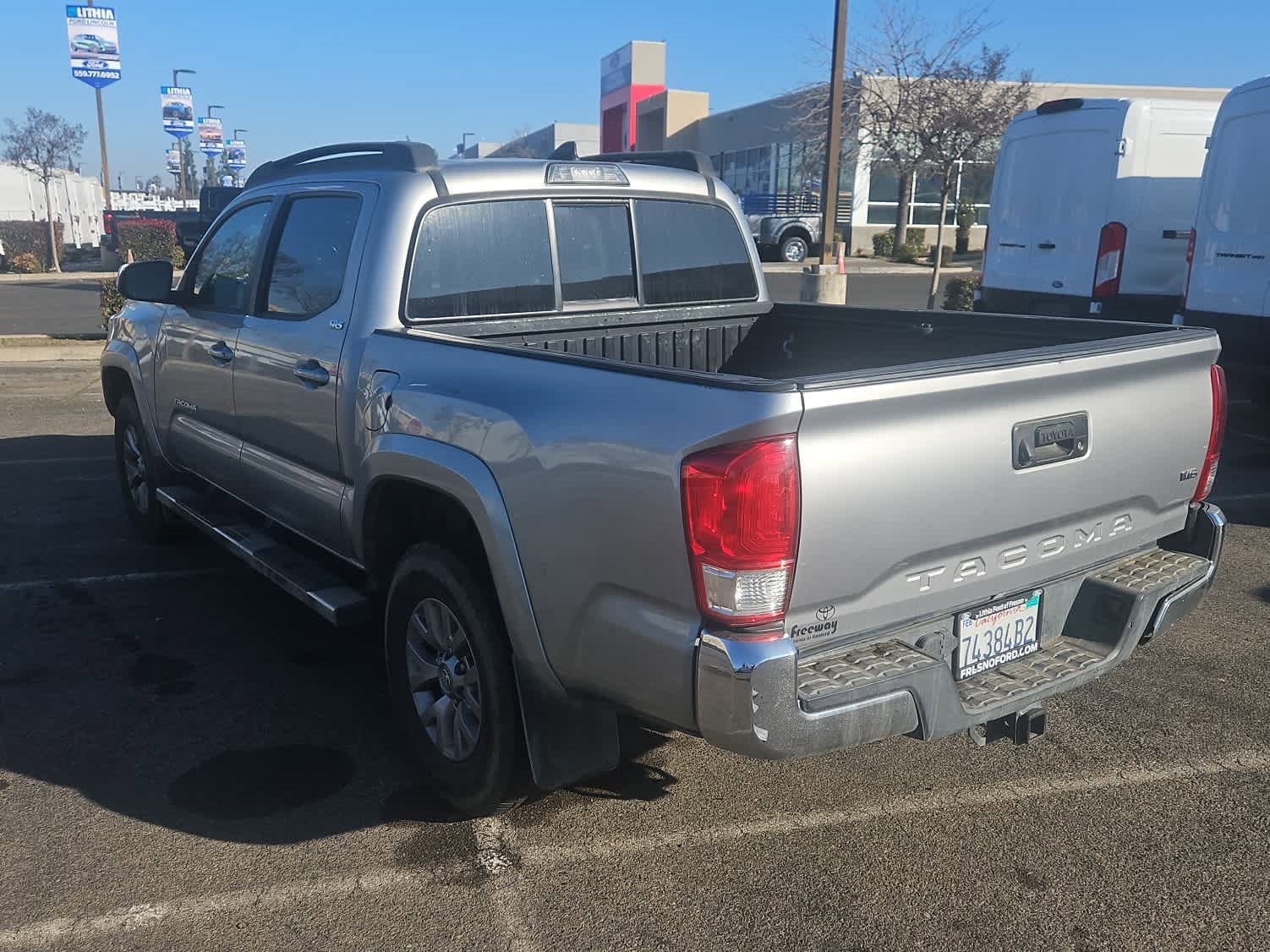 Used 2017 Toyota Tacoma 2WD Double Cab image 6