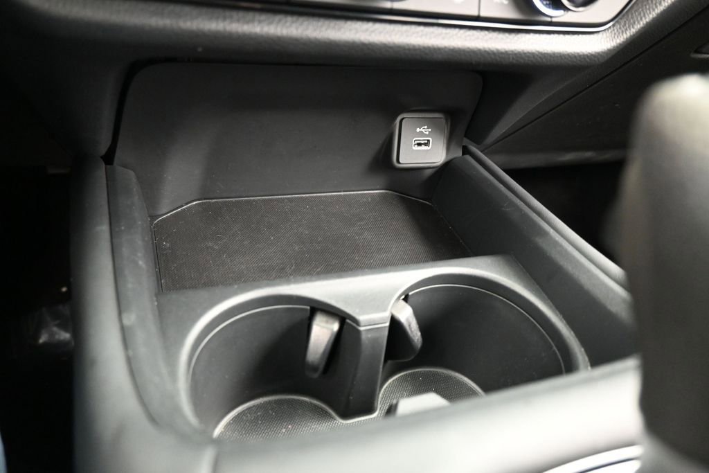 Used 2025 Honda HR-V LX image 24