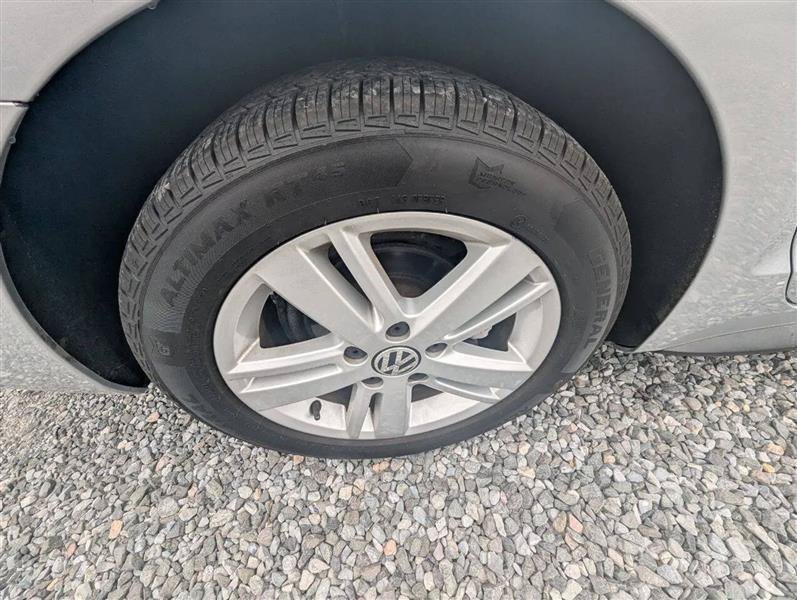 Used 2014 Volkswagen Jetta SEL FWD image 34
