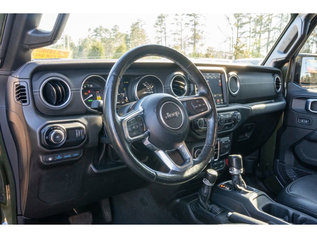 Used 2023 Jeep Wrangler Sahara w/ Cold Weather Group image 10