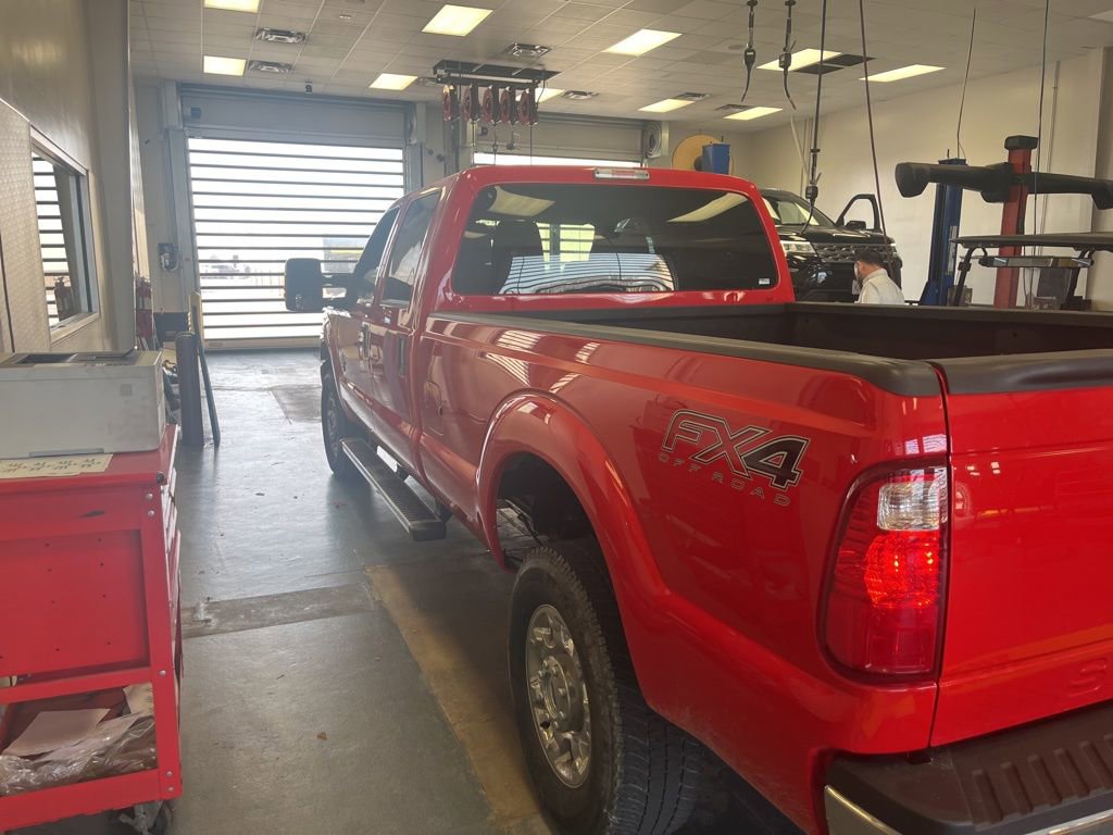 Used 2016 Ford F350 XLT w/ XLT Premium Package image 3