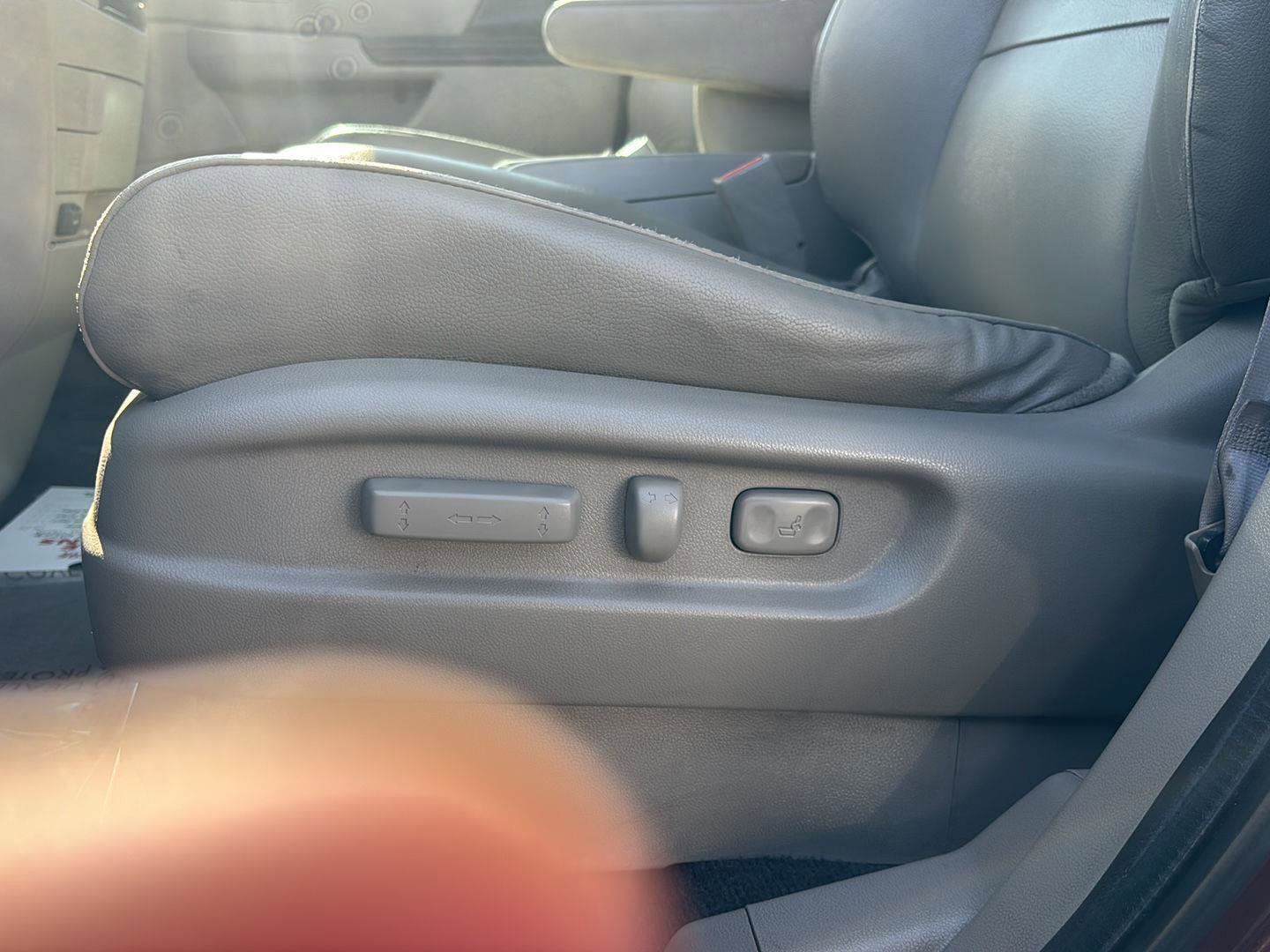 Used 2014 Honda Odyssey EX-L image 11