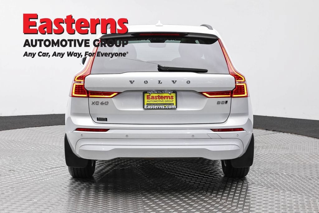 Used 2022 Volvo XC60 B5 Momentum AWD/4WD image 8