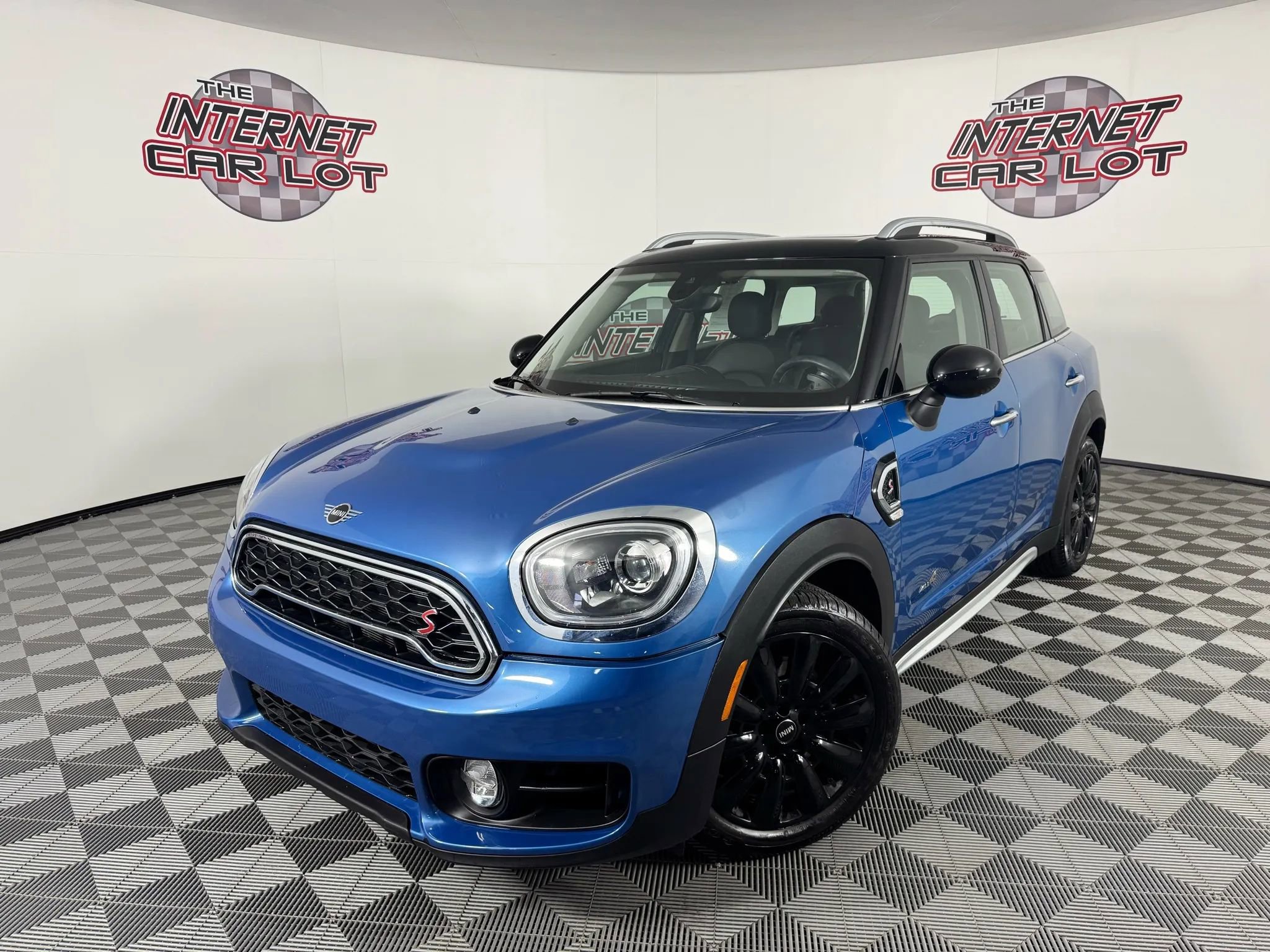 Used 2019 MINI Cooper Countryman S image 1