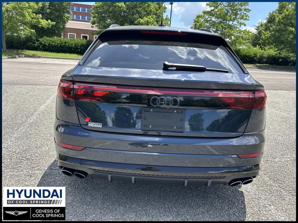 Used 2024 Audi SQ8 Prestige AWD/4WD image 6