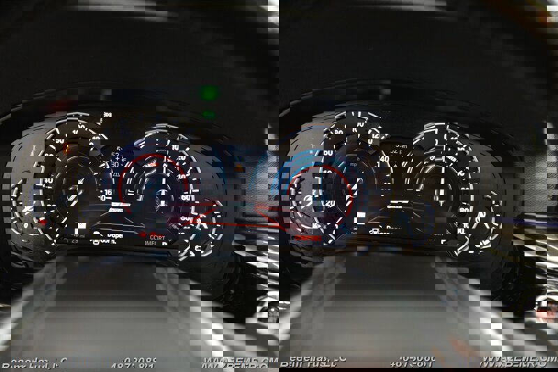 Used 2018 BMW 530e iPerformance image 29