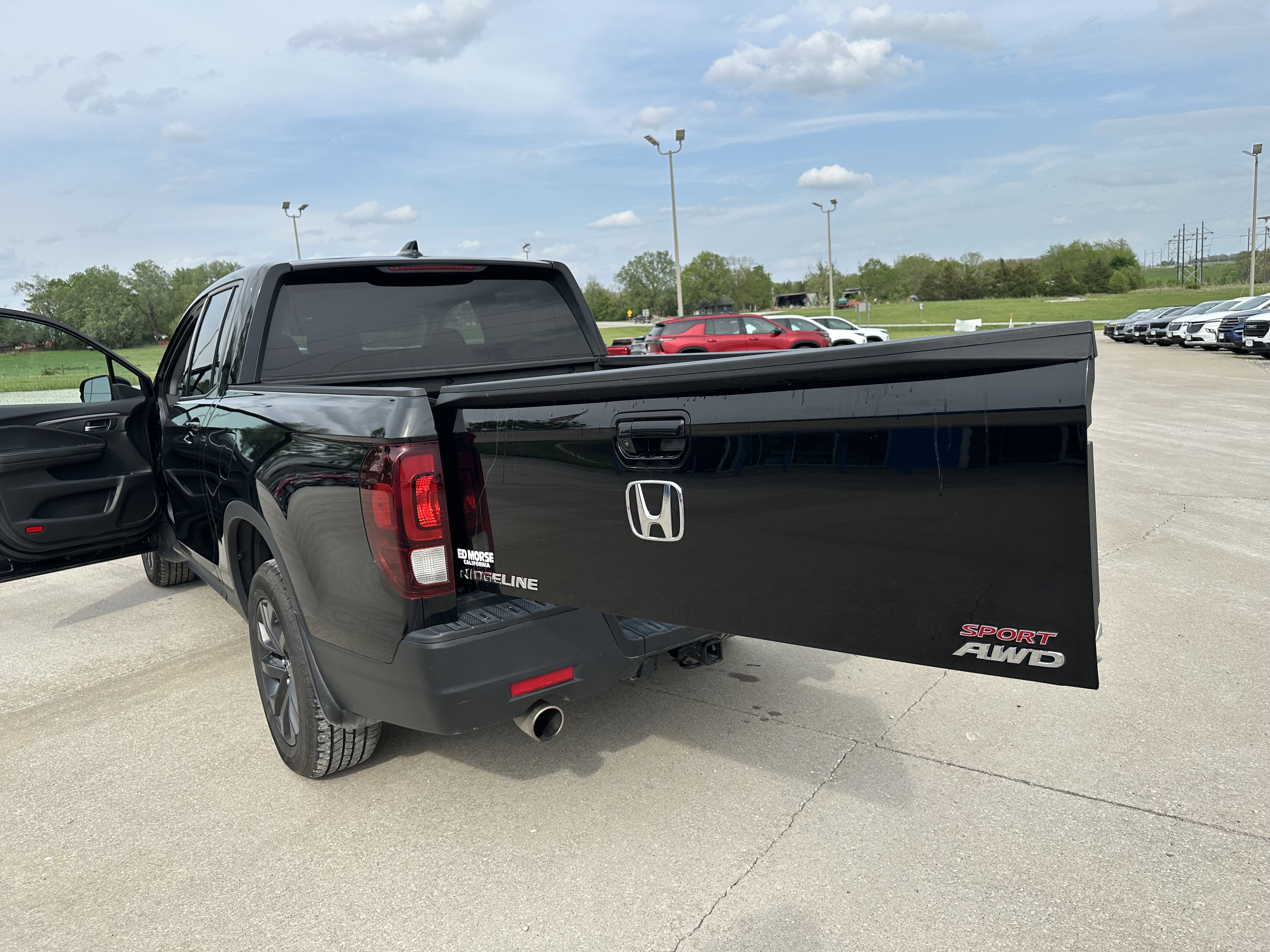Used 2021 Honda Ridgeline Sport image 11